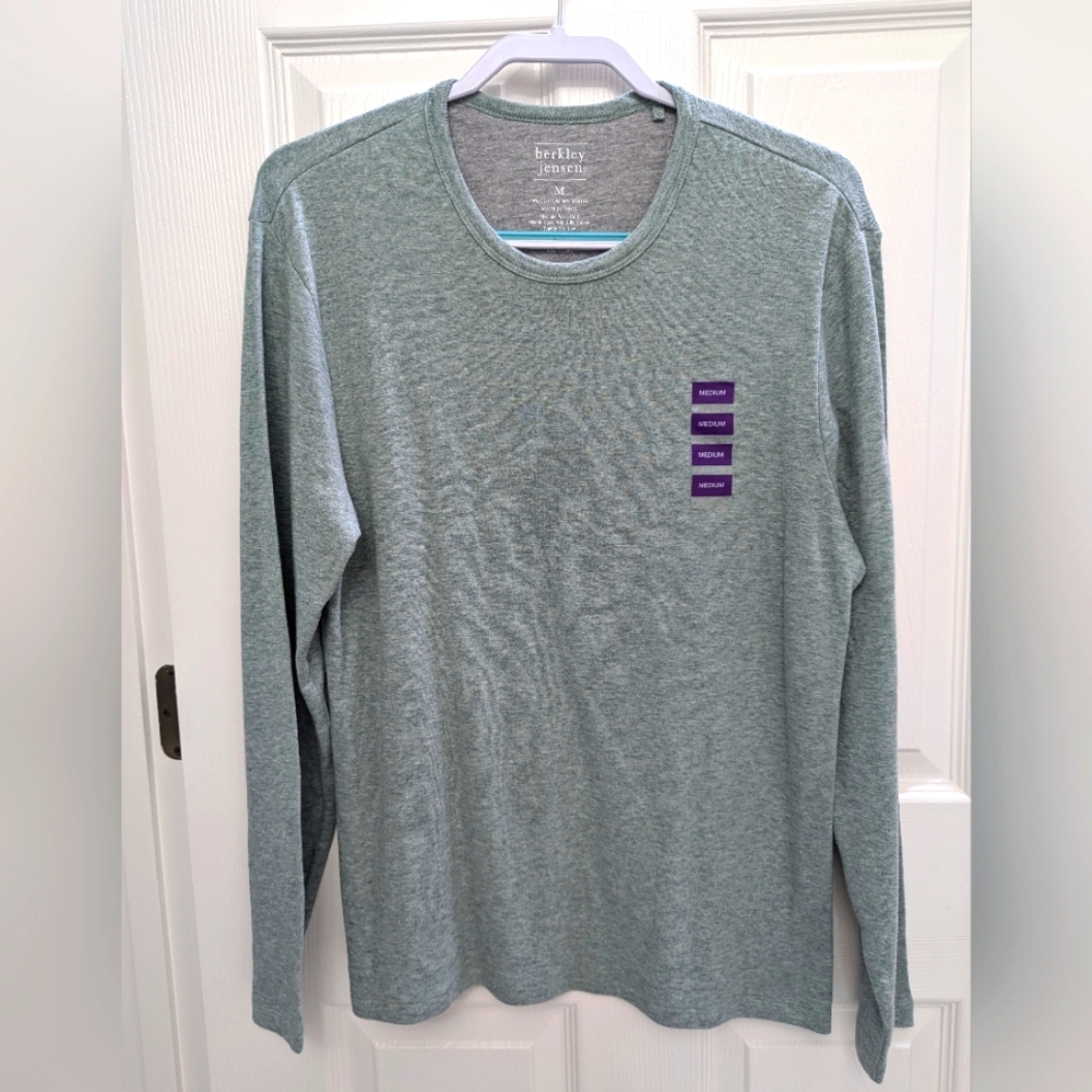 NWT Long Sleeve Crewneck